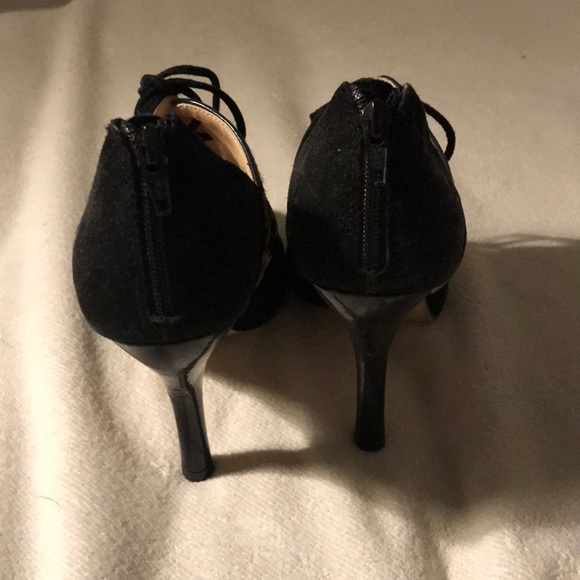 Shoes - Picture 3 of 3